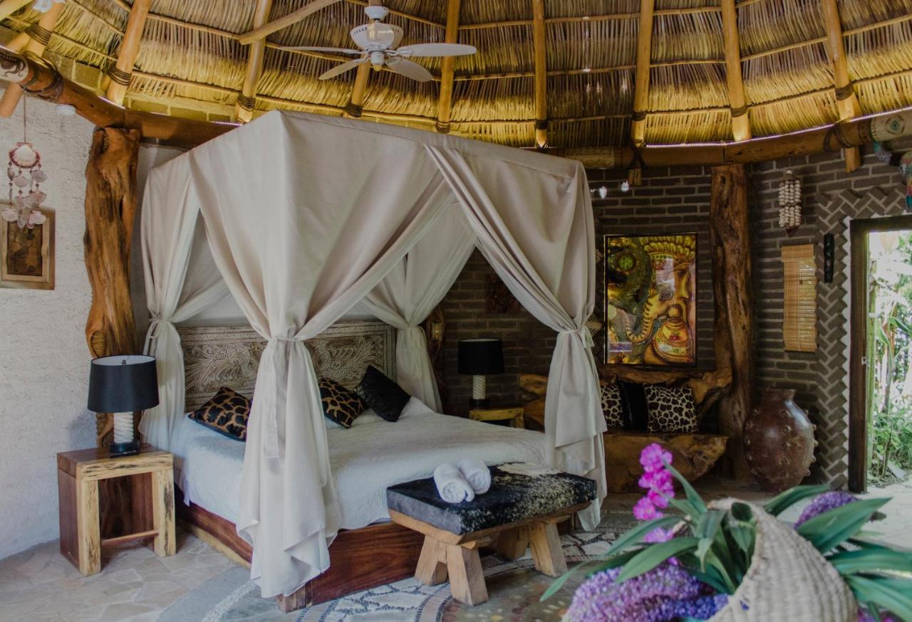 Mandala Thai Ахихик Экстерьер фото